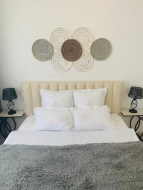 -Daniels Suite -Close to airport and railway station